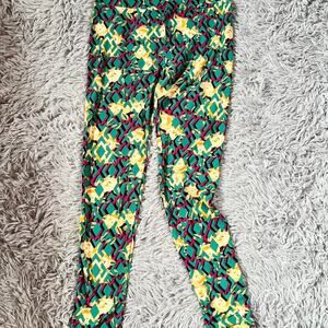 Geometric Floral Wild Unique Eclectic vibrant printed buttery Lularoe‎ legging